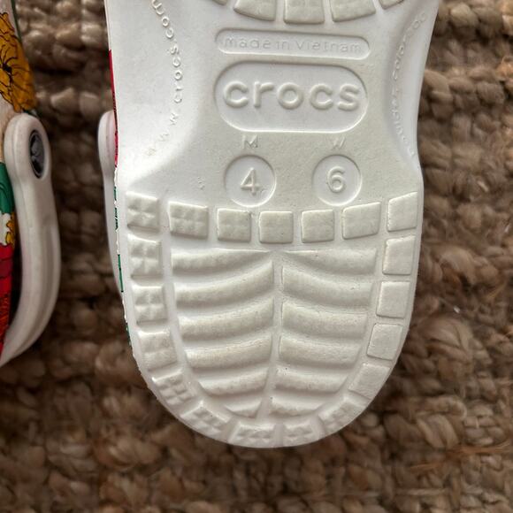 Crocs Classic Clogs Floral Print – Women’s Size 6 - Picture 12 of 12